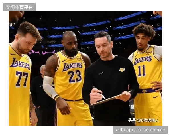 湖人双核组合初显统治力，季后席位可期